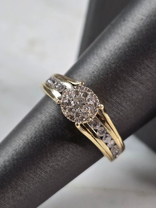 Womens Vintage Estate 14K Yellow Gold Diamond | Mercari Womens Vintage Estate 14K Yellow Gold Diamond Ring 4.5g E1604